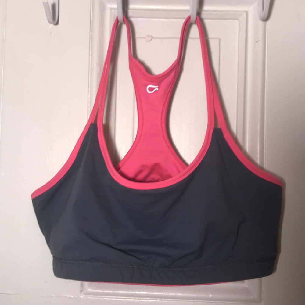 GAP Reversible sports bra